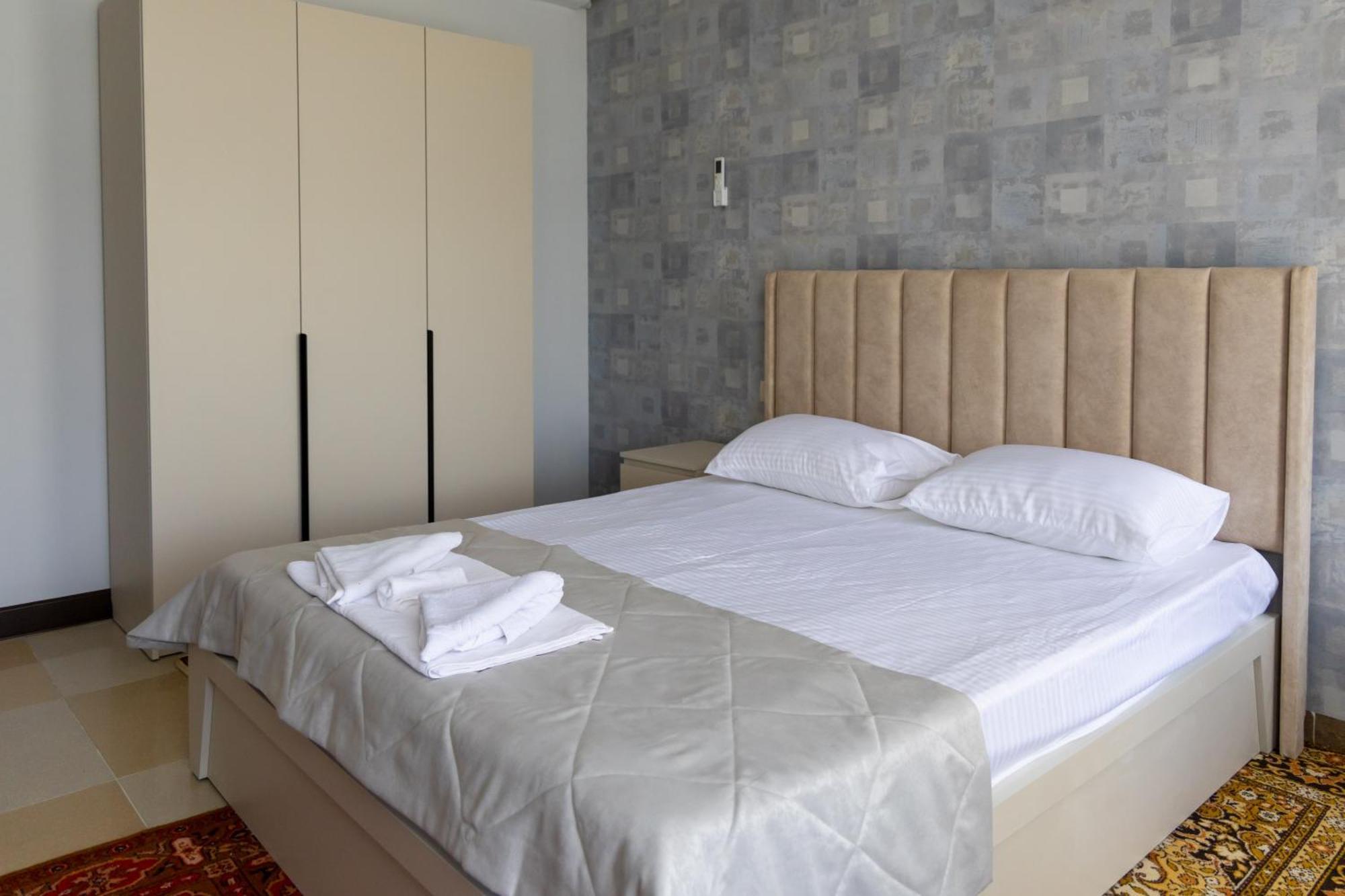 Gladzor Hotel Екстериор снимка