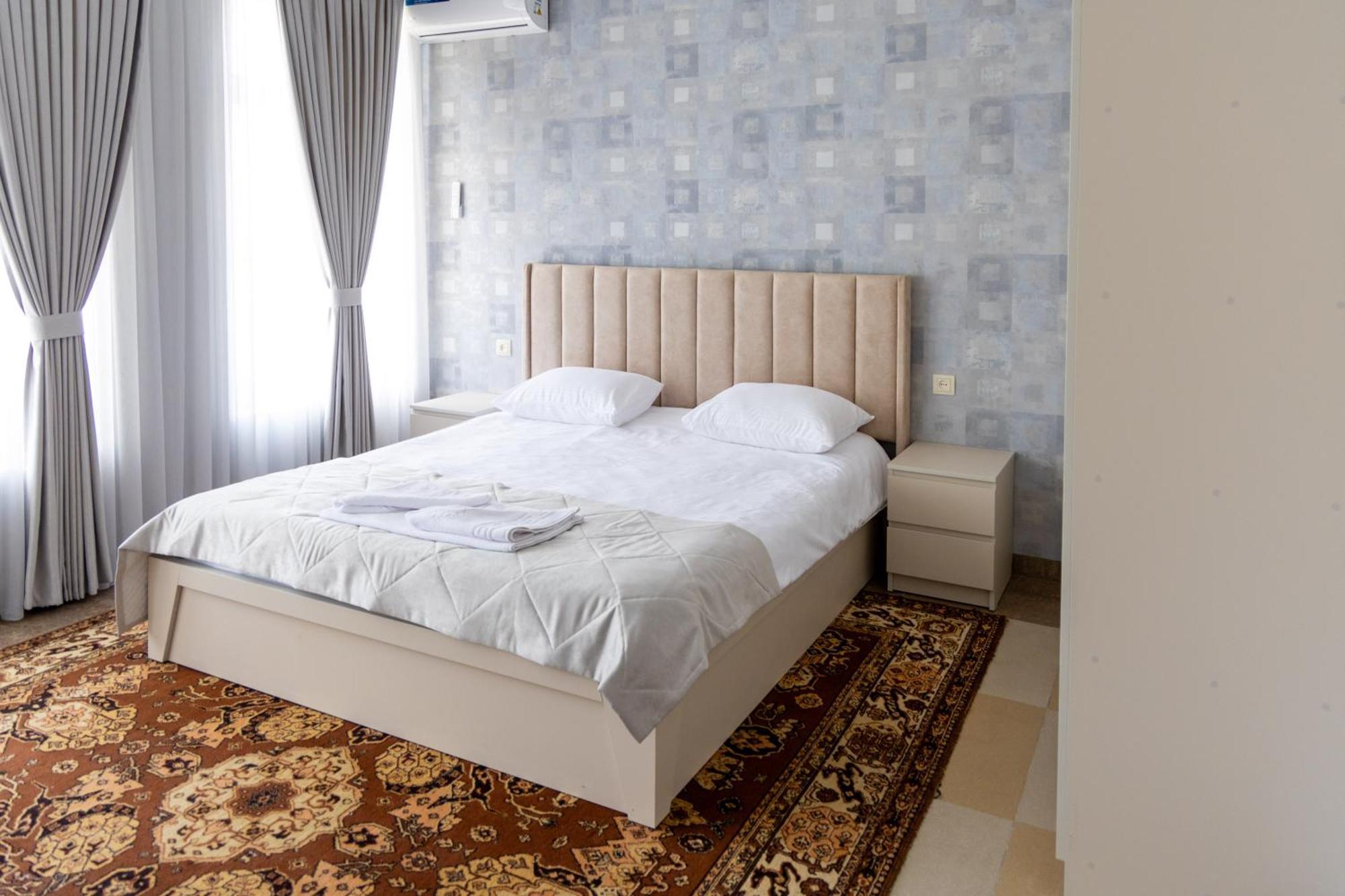 Gladzor Hotel Екстериор снимка