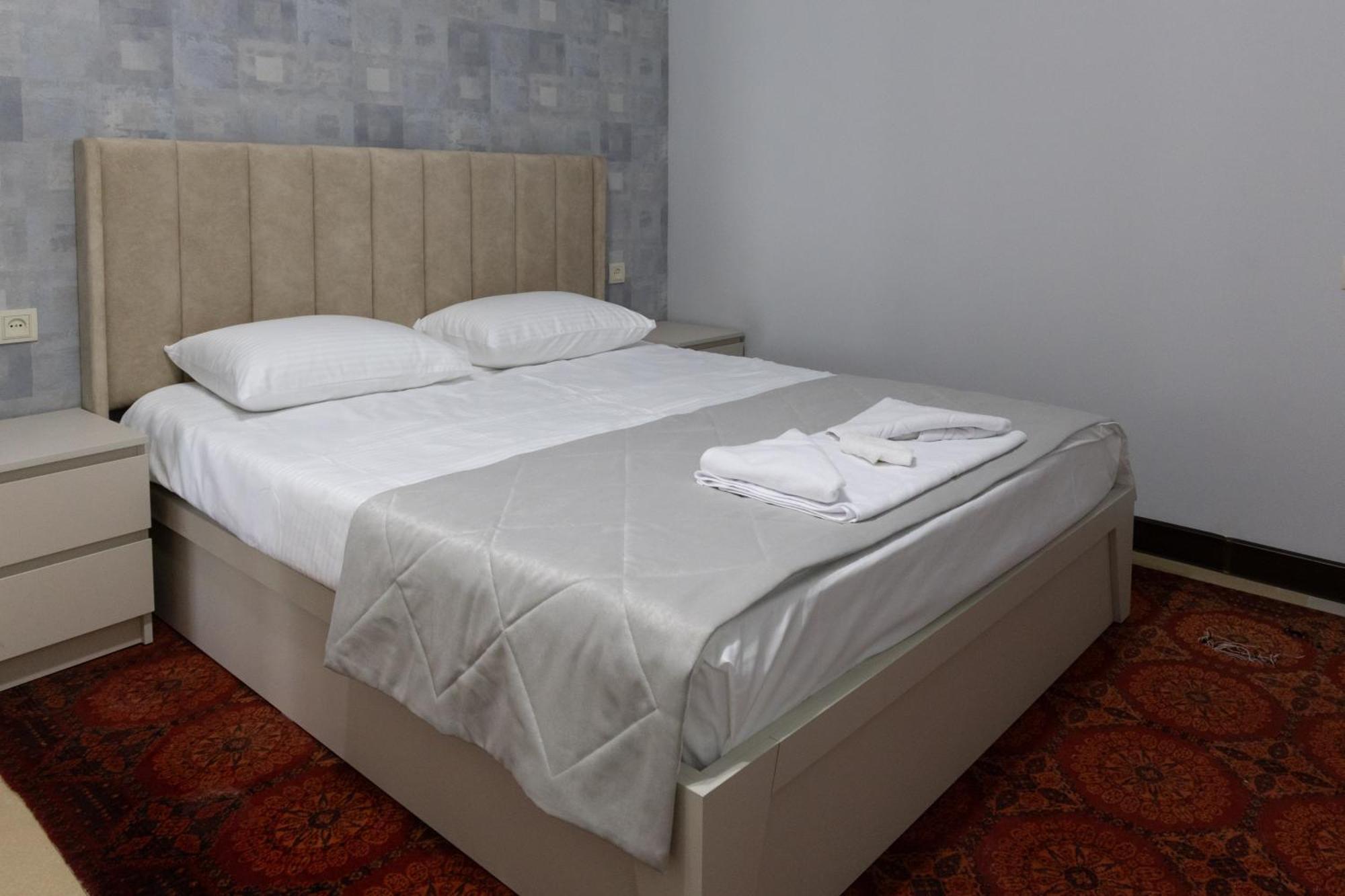 Gladzor Hotel Екстериор снимка